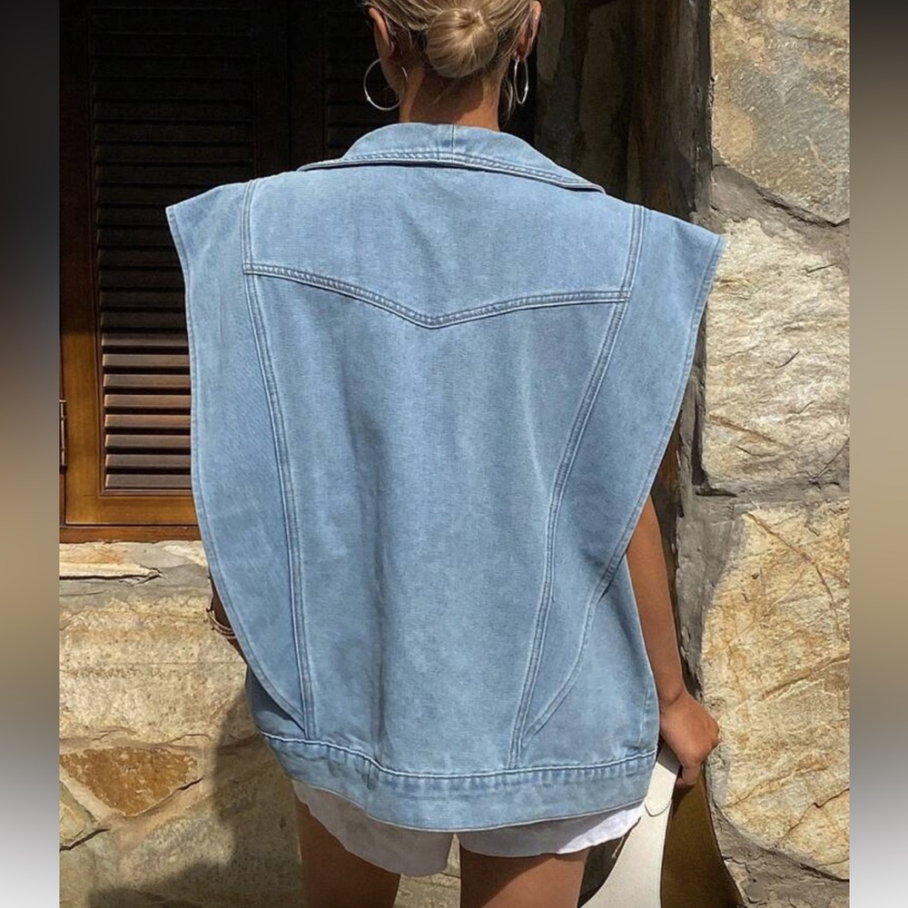 Sleeveless Light Blue Denim Vest Jacket - Picture 3 of 6